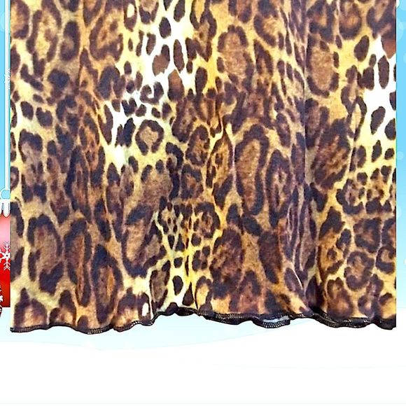 bebe Semi-Sheer Feline Soft Modal Longsleeved Top Size Small - Picture 5 of 10